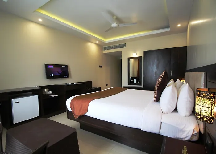 Hotel Golden Plateau