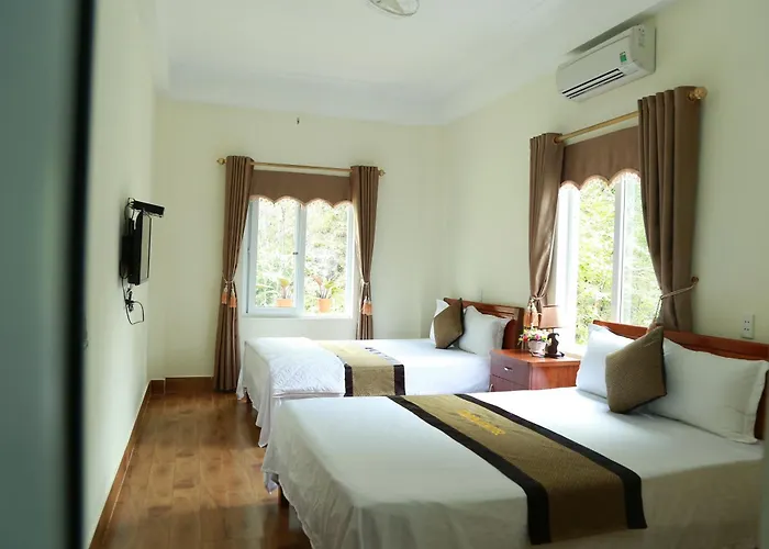 Gold Plus Hotel
