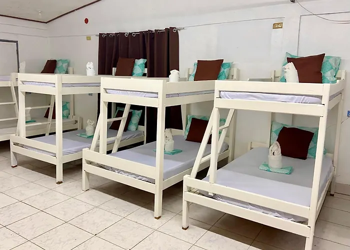 Angela'S Pool Resort Puerto Princesa