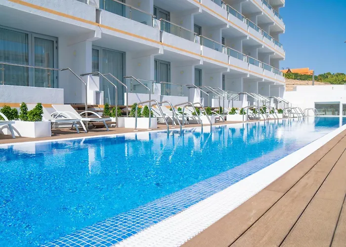 Coral Ocean View - Adults Only