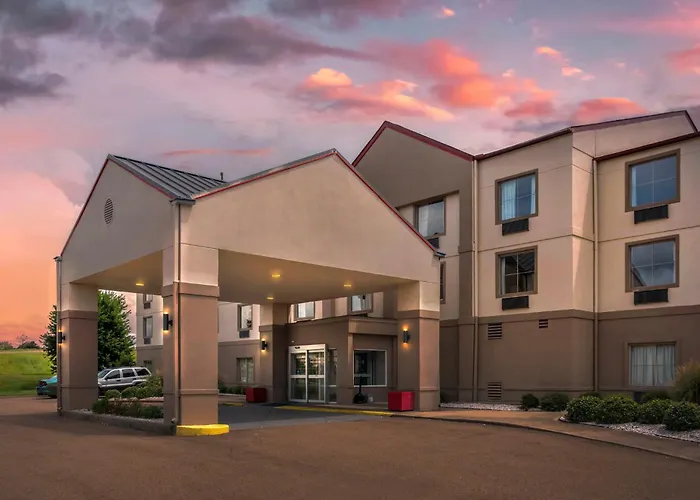Red Roof Inn Plus & Suites Vicksburg