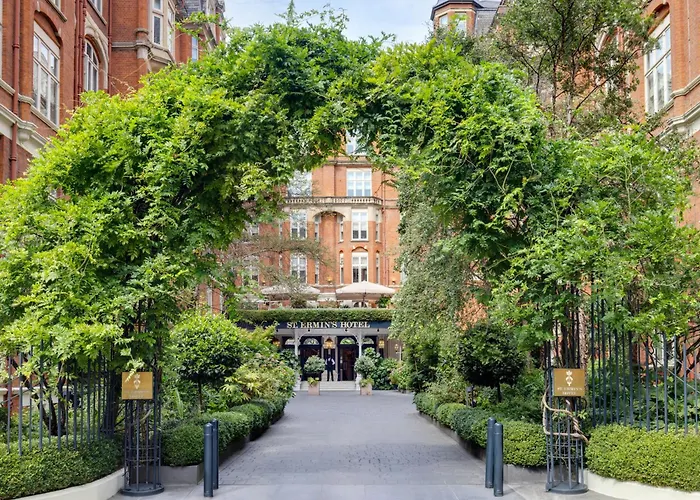 St. Ermin'S Hotel, Autograph Collection