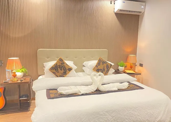 Himeyn Beach Inn - Ocho Homes by Eight Continents