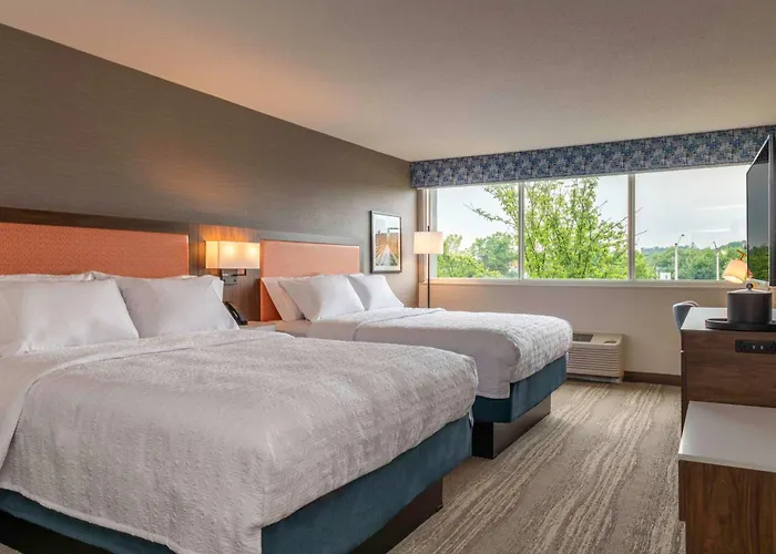 Hampton Inn Manchester Downtown
