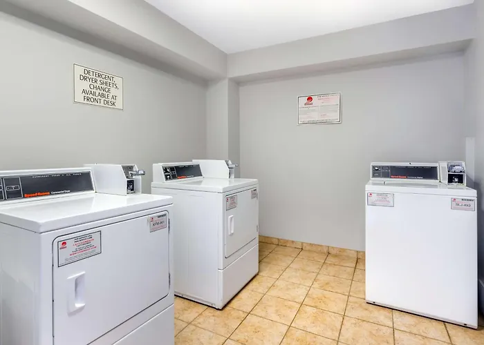 Best Western Plus Waynesboro