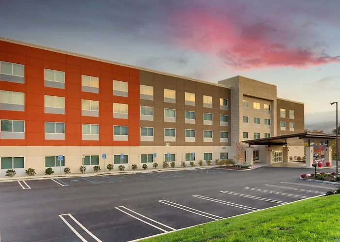Holiday Inn Express & Suites - Middletown - Goshen By Ihg