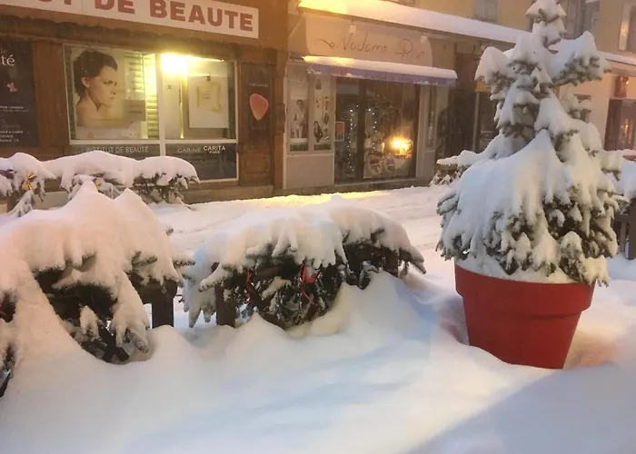 Logis Hotels De La Chaussee