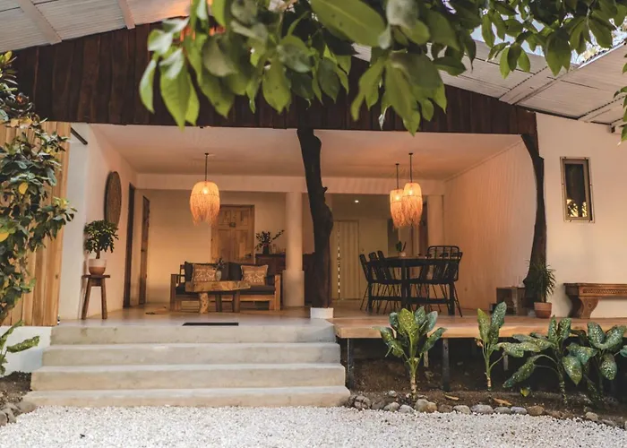 Cuatro Vientos Lodge & Apartments - Santa Teresa, Cr
