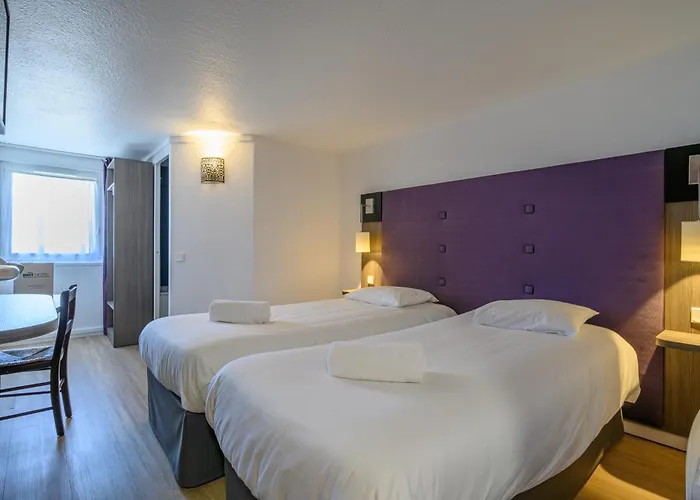 Brit Hotel Reims La Neuvillette