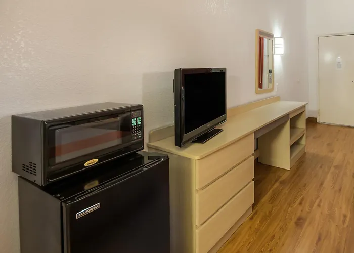 Americas Best Value Inn & Suites Humble