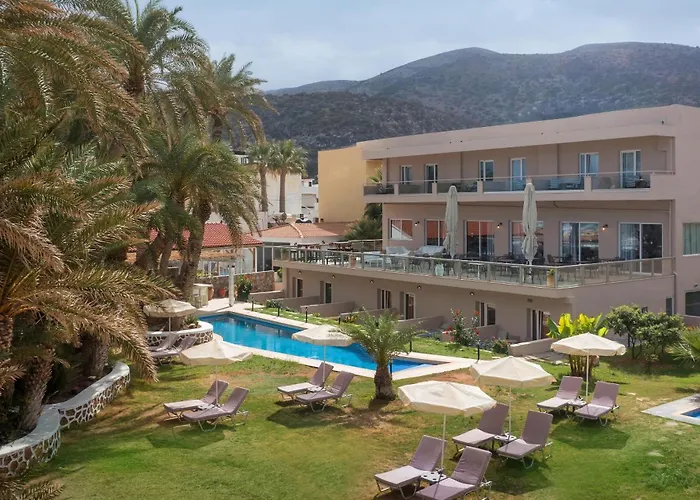 Palm Beach Hotel