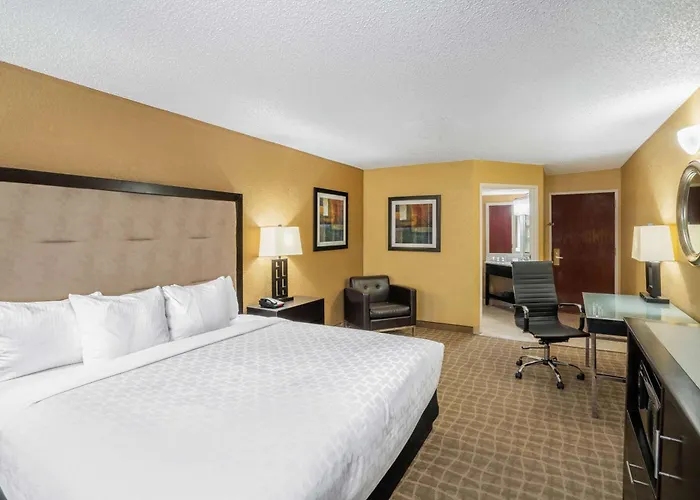 La Quinta By Wyndham Hot Springs