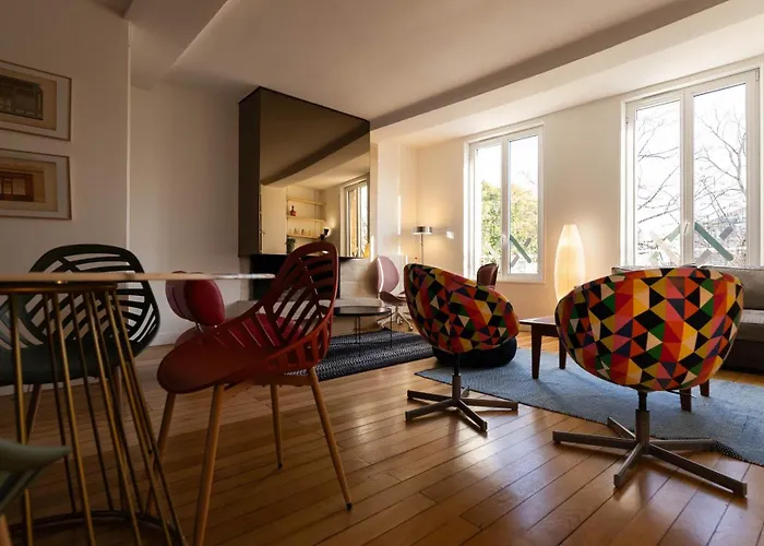 Chambres Au Coeur Du Quartier Historique - Maison Alternativi