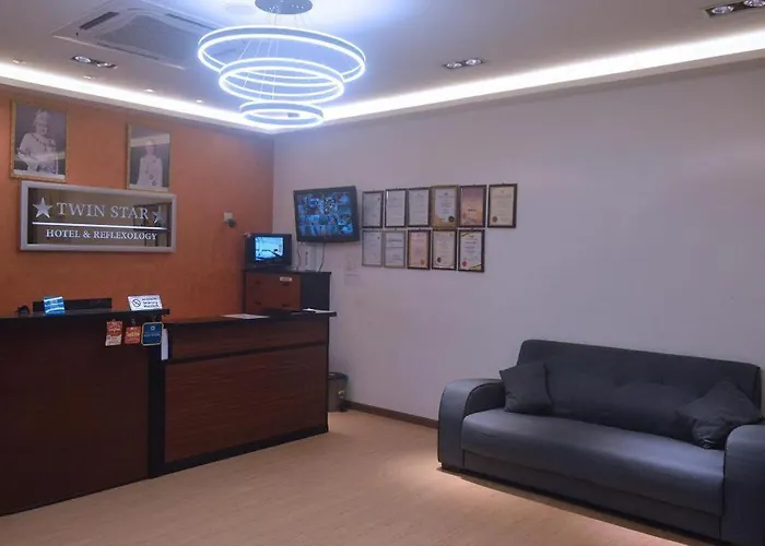 Twin Star Hotel