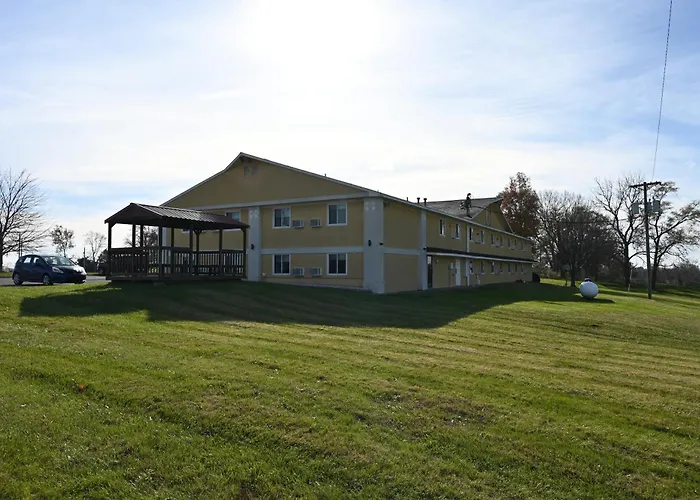 Super 8 By Wyndham Higginsville