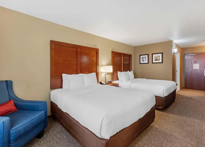 Comfort Inn & Suites