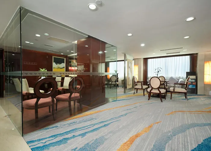 Yanling Hotel