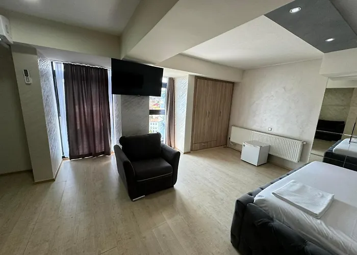 Hotel Pashtriku