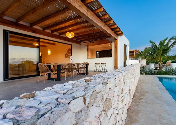Luxury Villa With Privacy And Private Swimming Pool Jan Thiel