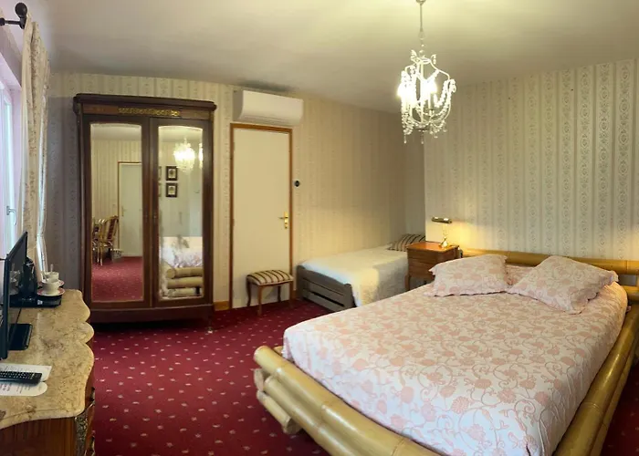Hotel De La Loire Aux Portes De Sancerre