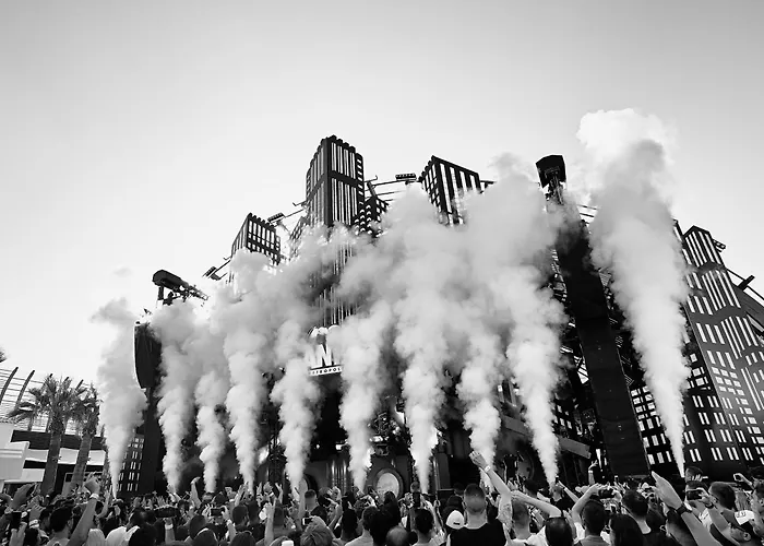 Ushuaia Ibiza Beach Hotel - Adults Only - Club Entrance Included