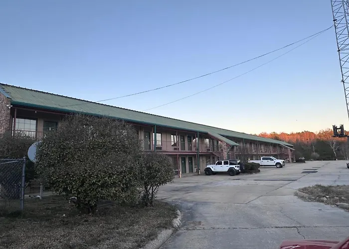 Country Inn & Suite