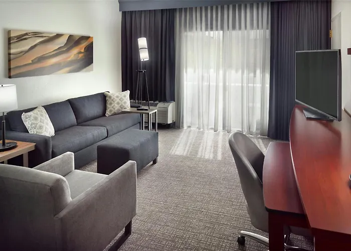 Courtyard By Marriott Tallahassee Downtown/Capital