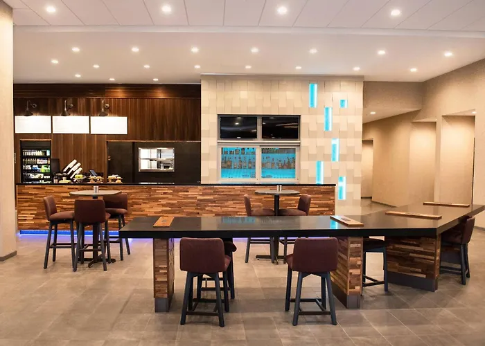 Courtyard By Marriott Mesa At Wrigleyville West