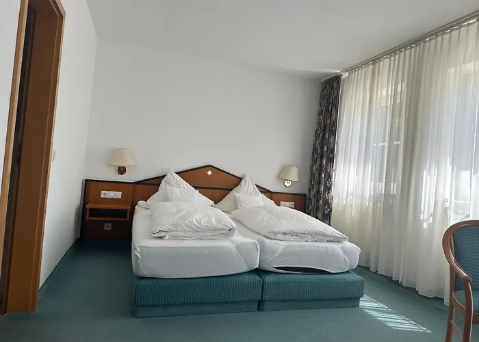 St Hotel