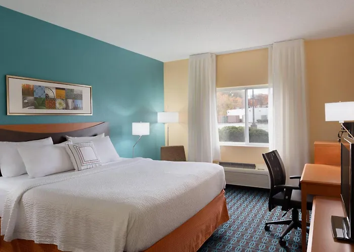 Fairfield Inn & Suites Youngstown Boardman Poland