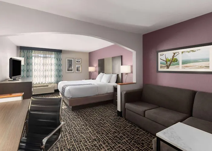 La Quinta By Wyndham Snellville - Stone Mountain