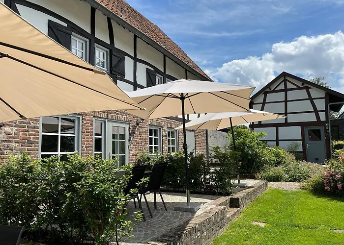 Vakantiewoningen 'Hoeve de Witte Olifant' Noorbeek