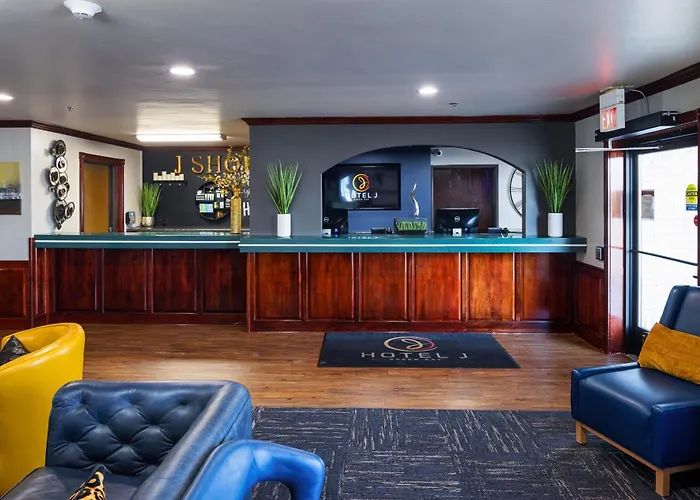 Hotel J Green Bay