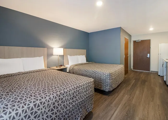 Woodspring Suites Fort Myers - Cape Coral