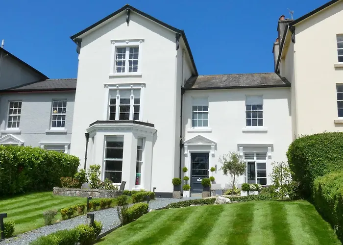 Tavistock House Hotel