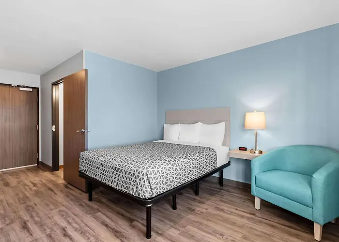 Woodspring Suites Centennial - Denver Tech Center