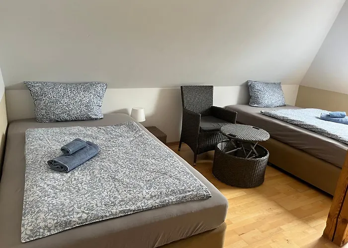 Doppelzimmer-Bad-Kühlschrank-Tv-19