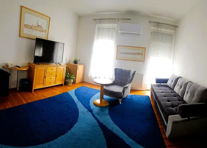 Hotel Millennium