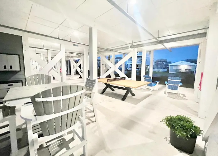 106 Queen Suite, 1St Floor Low Tide