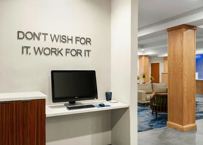 Fairfield Inn And Suites By Marriott Birmingham Fultondale / I-65