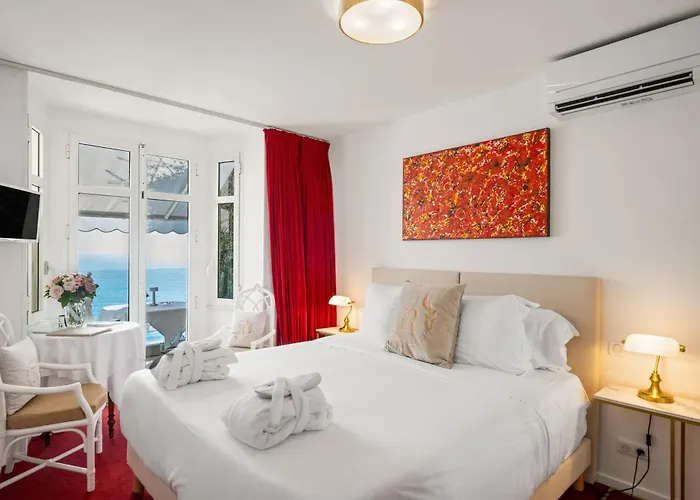 Hotel Le Roquebrune