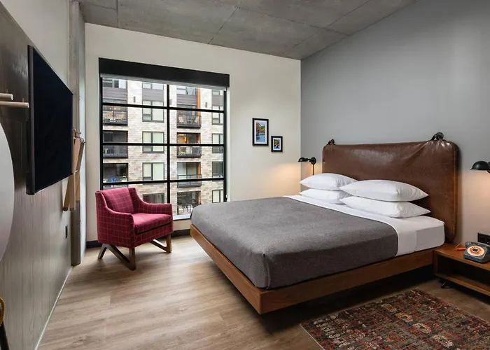 Moxy Minneapolis Downtown