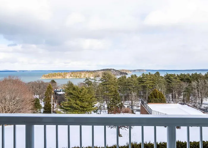 Bluenose Inn - Bar Harbor Collection