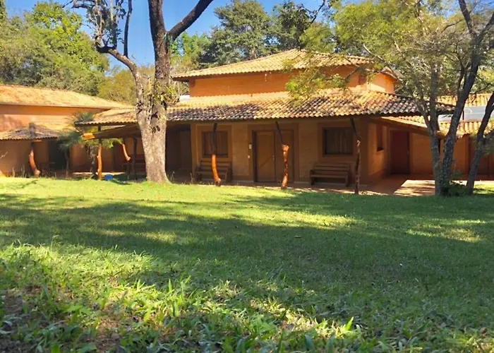 Pousada e Camping Claro Casa de Pedra