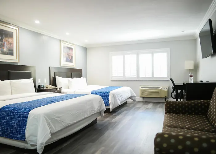 Days Inn By Wyndham West Covina