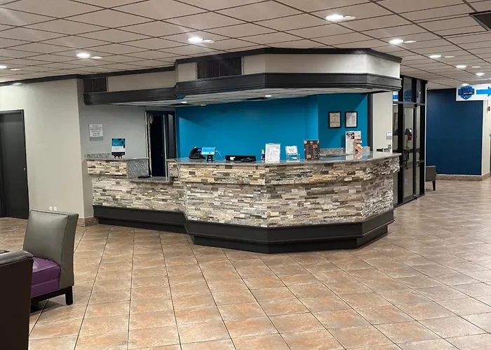 Clarion Inn & Suites Dothan South