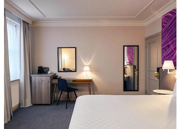 Exeter Rougemont Station Experience By Palette Resorts