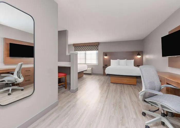 Hawthorn Extended Stay By Wyndham Bedford - Dallas