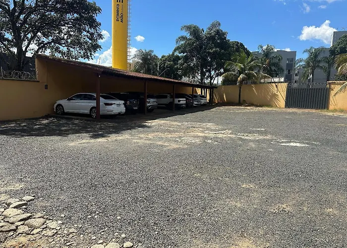 Ln Flats & Suites