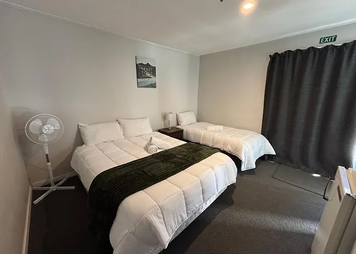 Leopard Hotel